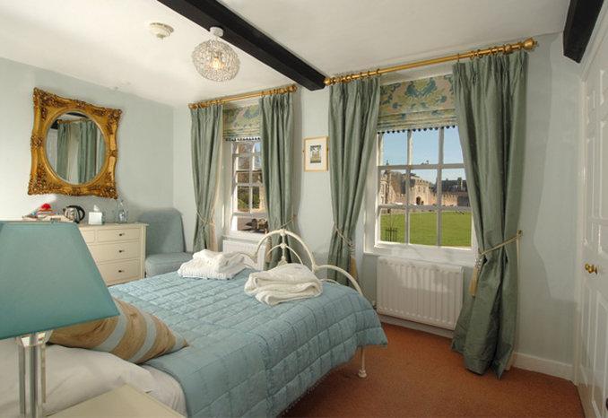 The Ancient Gatehouse & Rugantino Restaurant Inn Wells
