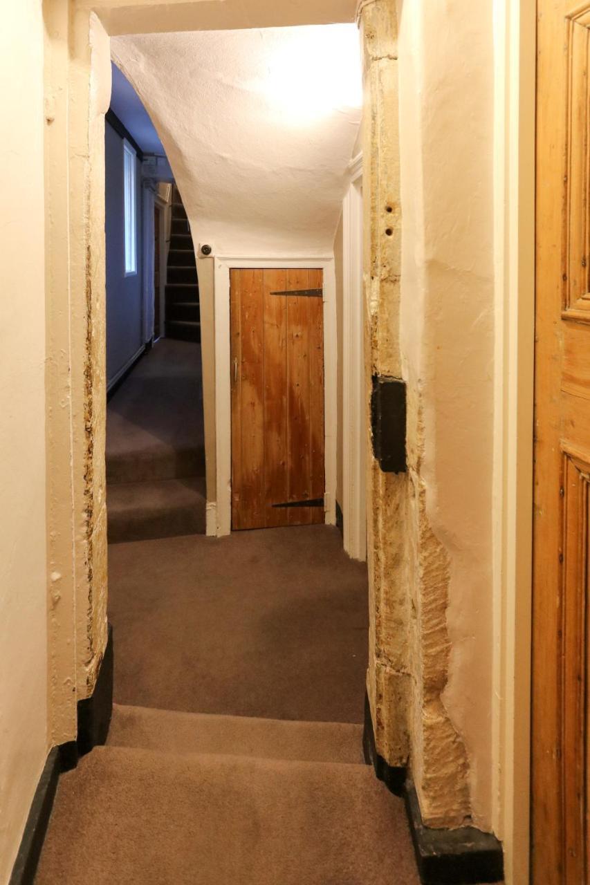 Inn The Ancient Gatehouse & Rugantino Restaurant Wells